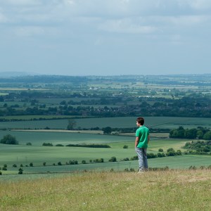 EU-GB-London_20150627_257 lachie checking out the view from Dunstable Downs
