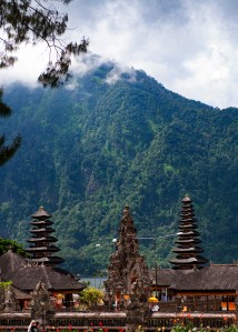 The mountains loom large over Pura Ulan Danu Bratan